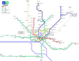 Karta över tunnelbana och pendeltåg i Hamburg